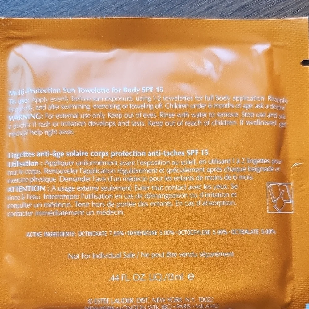 NIB Estee Lauder Sun Performance Sun Care Towelettes SPF 15 10 Individually Seal